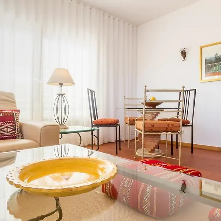 Marina Starboard Apartment, Лагуш