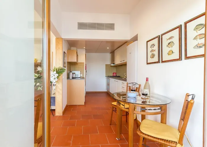 Marina Starboard Apartment, * Lagos