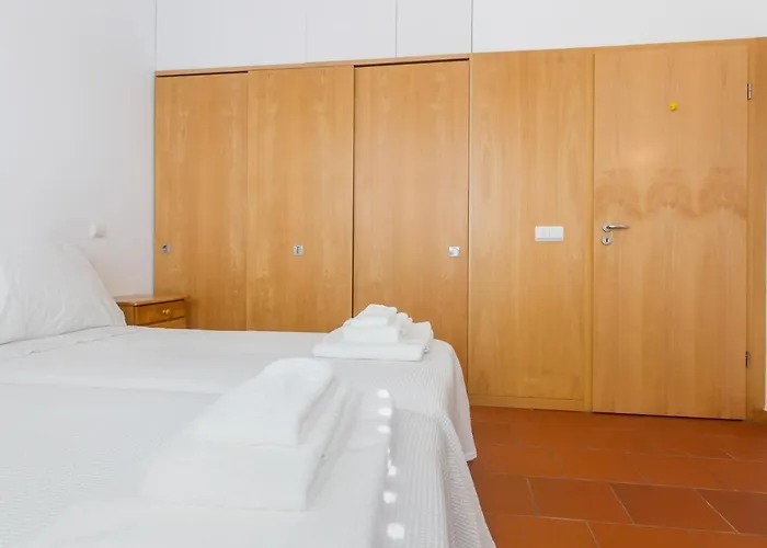 Marina Starboard Apartment, *