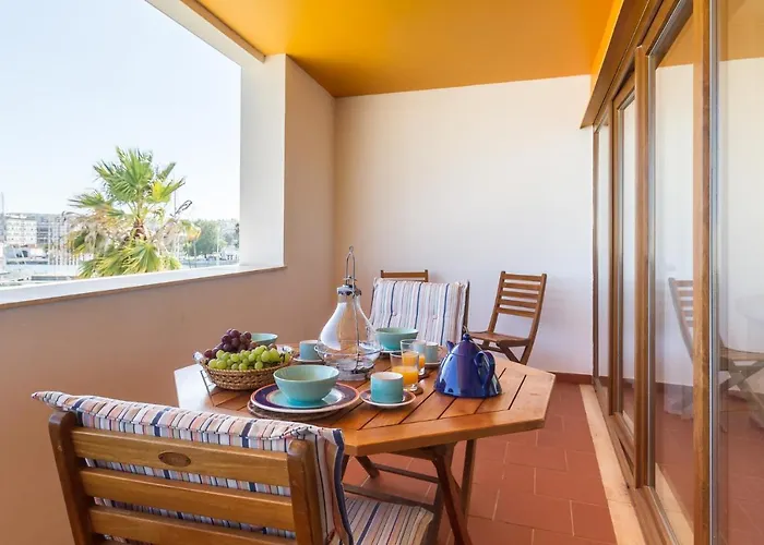 Marina Starboard Apartment, Lagos