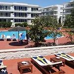 Marina Starboard Apartment,
