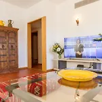 Marina Starboard Apartment,