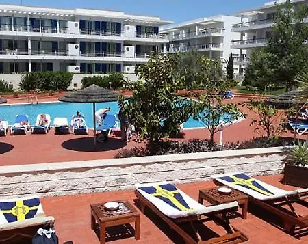 Marina Starboard Apartment,