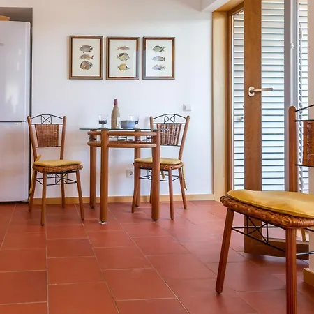 Marina Starboard Apartment, شقة *